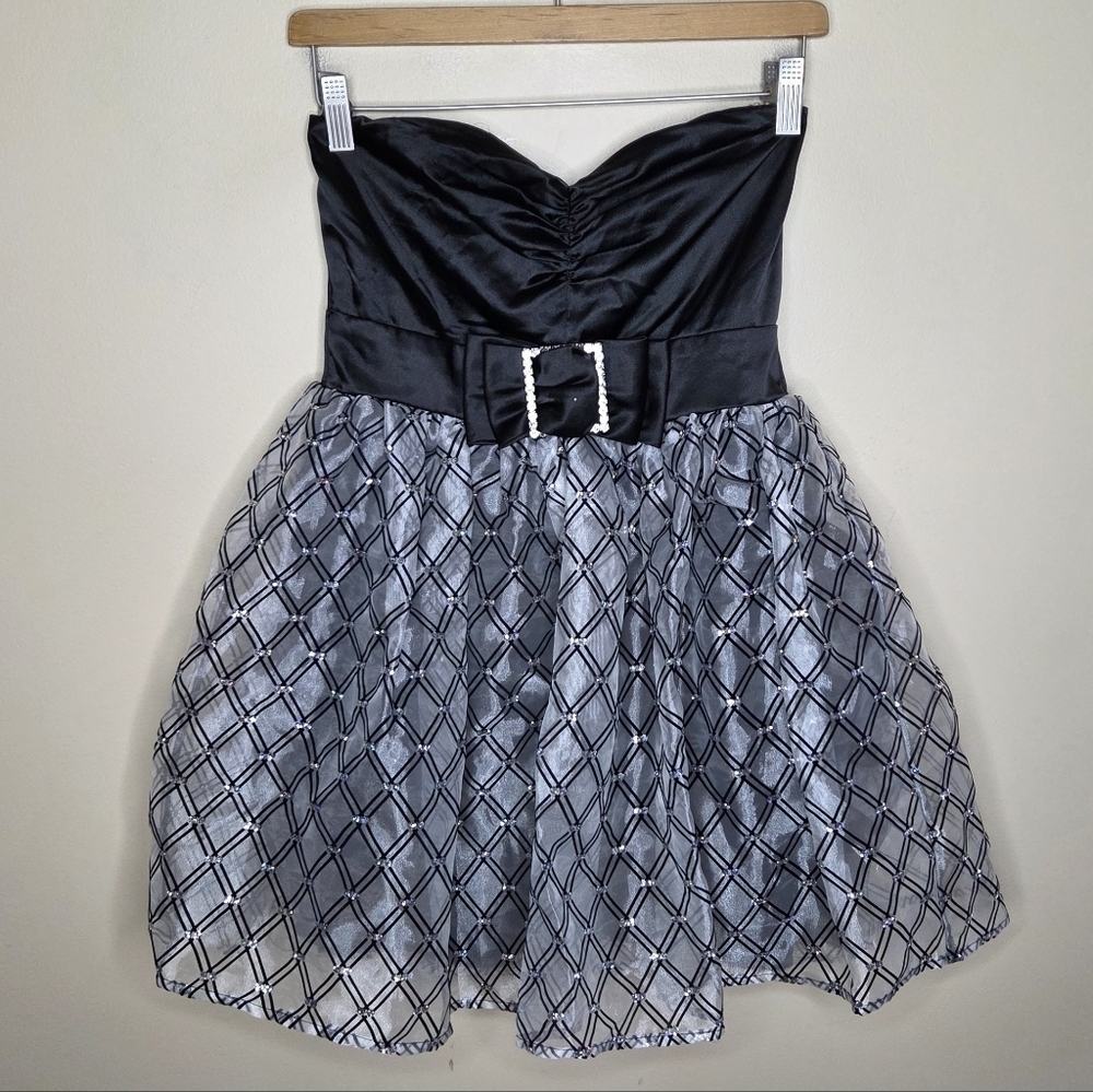 Trixxi Black Gray Diamond A-line Strapless Mini Dress Junior Size 5